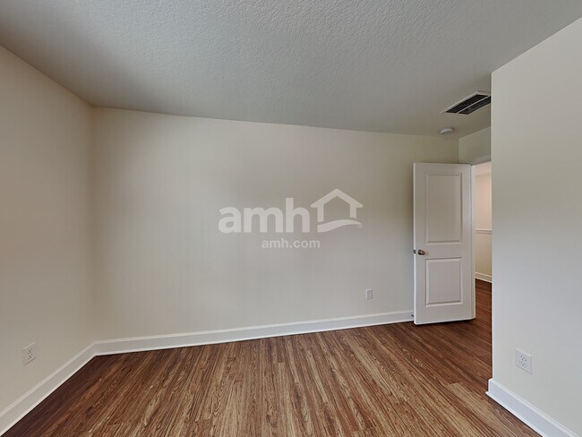 Building Photo - 2948 Calebs Cove Way