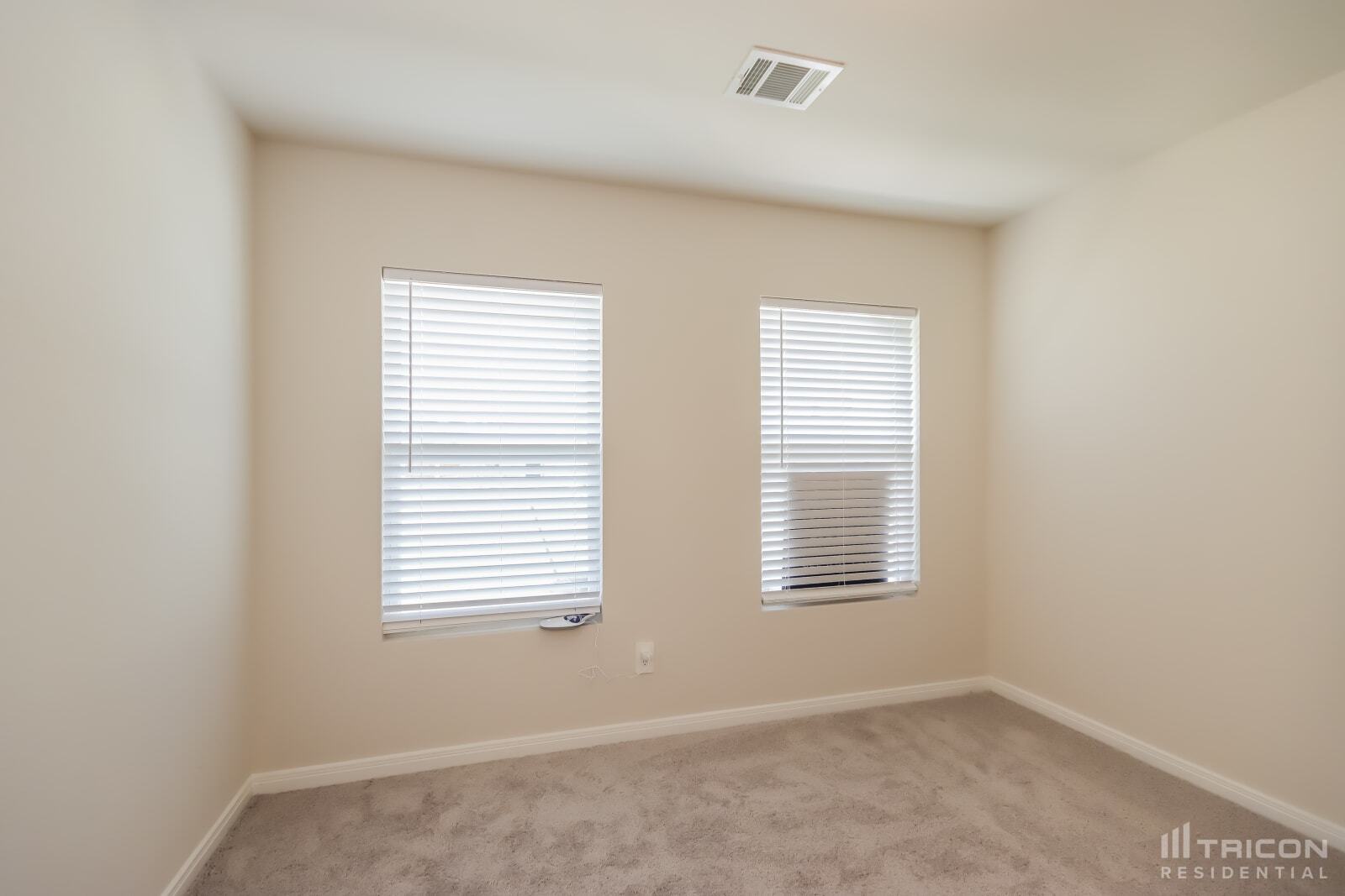 Building Photo - 15791 Del Norte Dr