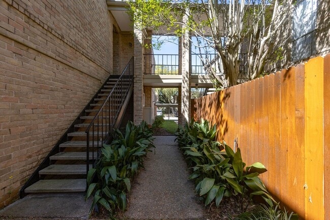 Building Photo - 4647 Wild Indigo St