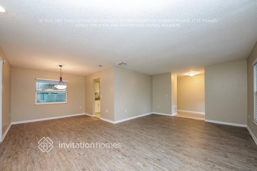 Building Photo - 8140 Caraway Dr