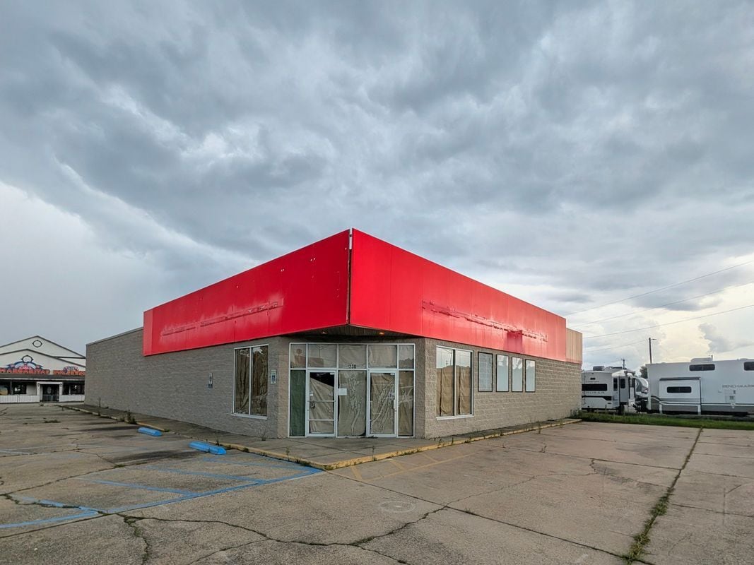 Building Photo - 230 Memorial Blvd