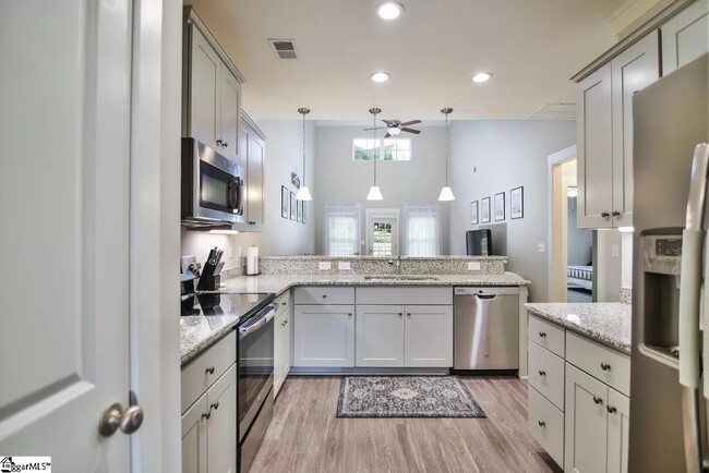 Building Photo - 826 Stonebriar St