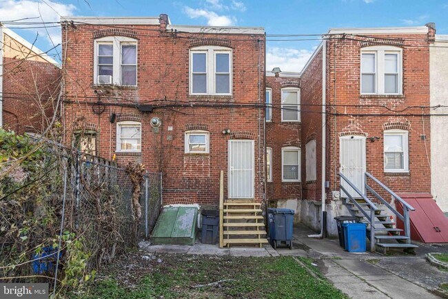 Building Photo - 1929 W Sparks St