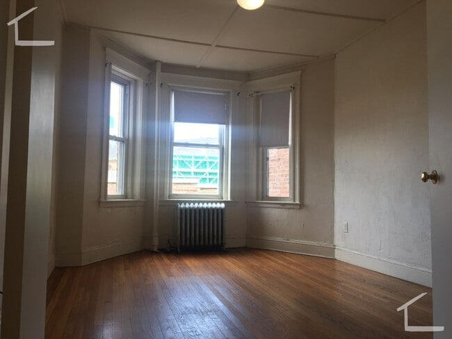 Building Photo - 1175 Boylston St