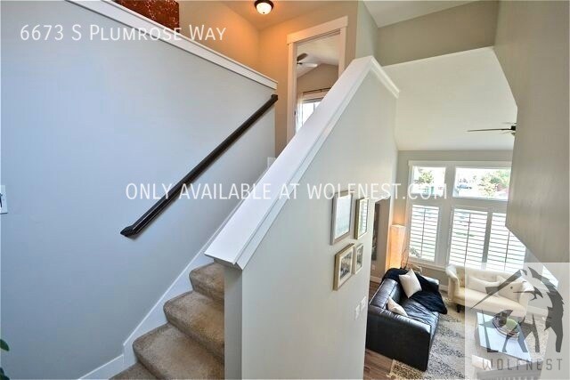 Building Photo - No Deposit Option! Ravishing 3 Bedroom Tay...