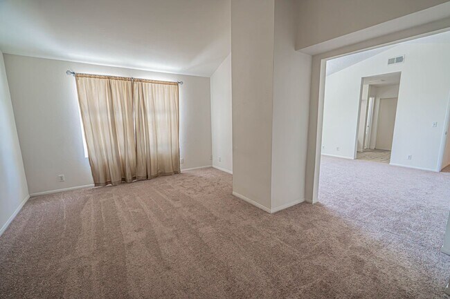 Building Photo - 27727 Spandau Dr