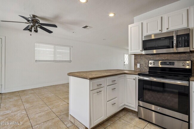 Building Photo - 8307 E Monterosa St