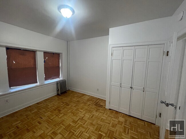 Building Photo - EAST 92 STREET