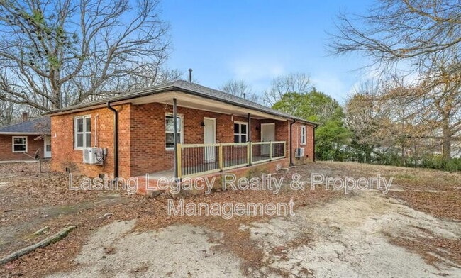 Building Photo - 910 Marsh St