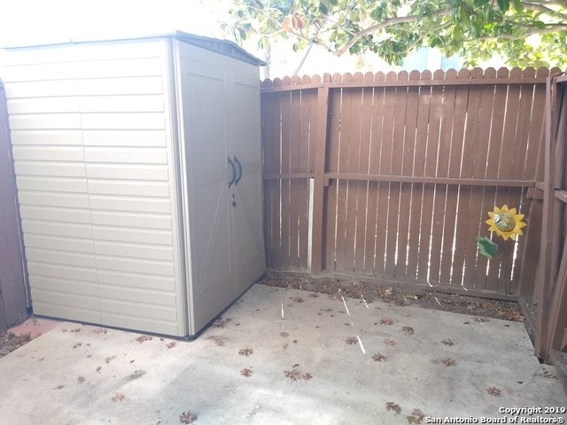 Building Photo - 7322 Oak Manor Dr