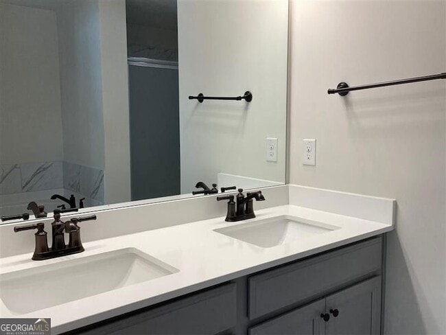 Building Photo - 1809 Parkades Path