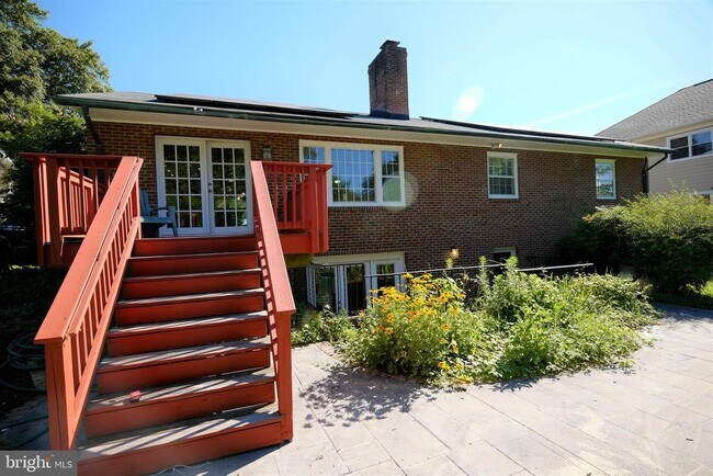 Building Photo - 2603 Beacon Hill Rd
