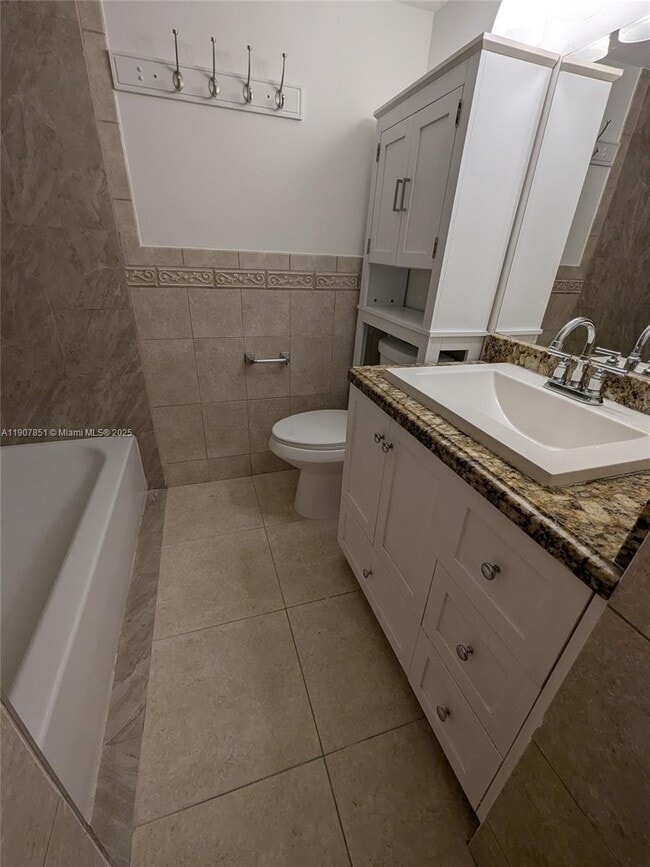 Building Photo - 15018 SW 80th Terrace