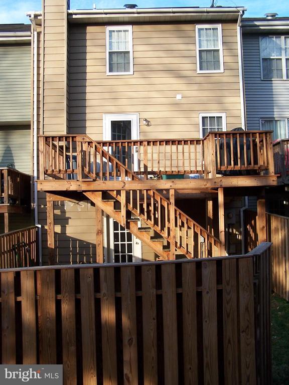 Building Photo - 15205 Streamside Ct