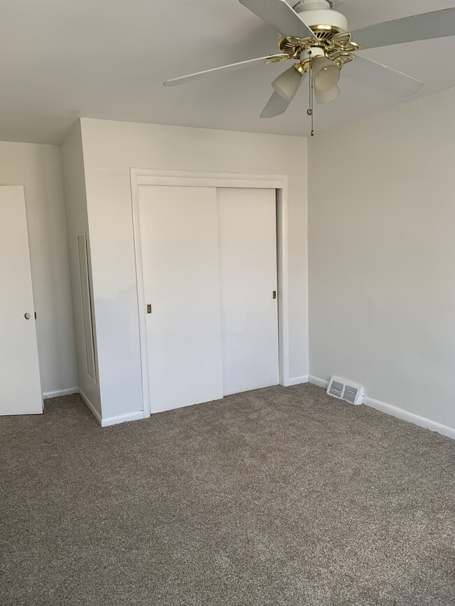 Master bedroom - 4071 Balwynne Park Rd