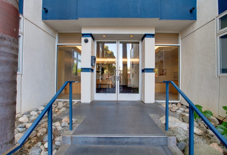 Building Photo - 900 Euclid St