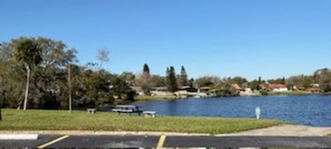 Building Photo - Charming 3-Bedroom, 2-Bathroom Condo in De...