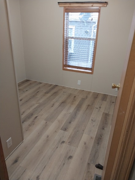 Building Photo - 209 2nd St SW