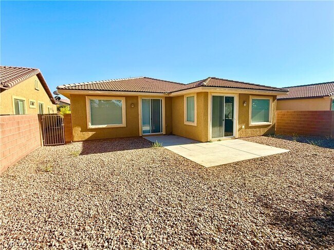 Building Photo - 5190 Lignum Ave