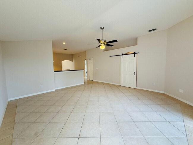 Building Photo - 5534 Turtle Crossing Loop