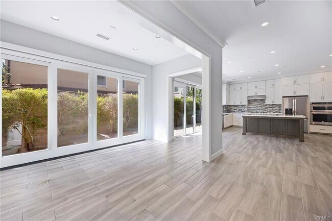 Building Photo - 58 Stetson