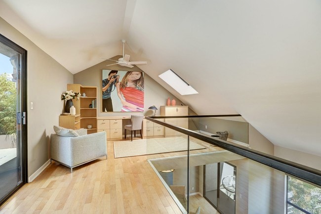 Building Photo - 1235 Yale St