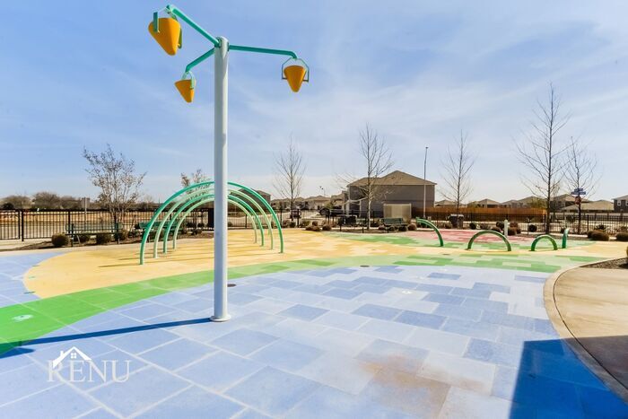 Building Photo - 11022 Yonder Flts