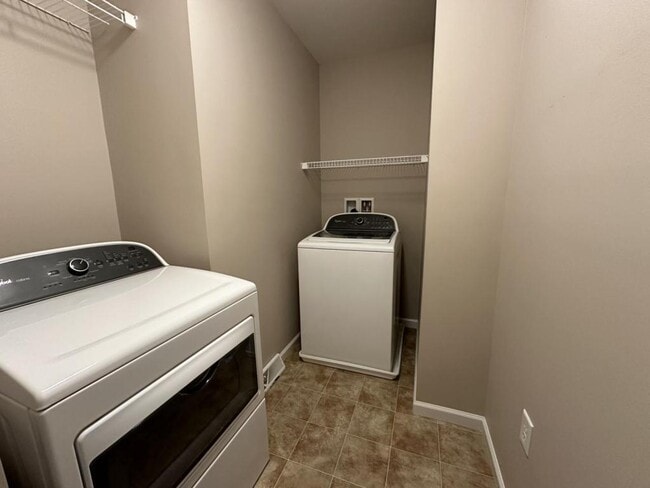 Building Photo - 3440 Green St