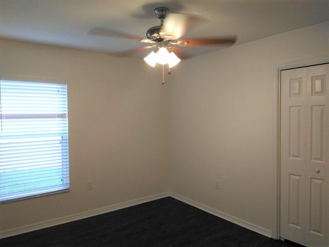 Building Photo - 1443 Baythorn Dr