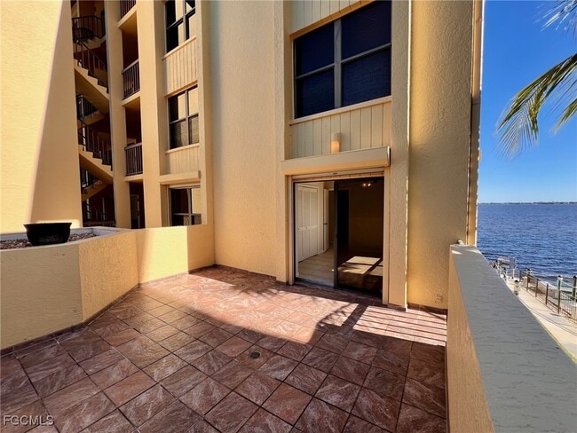 Building Photo - 4015 SE 20th Pl