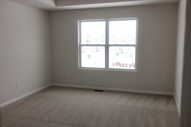 Building Photo - 1903 Salt Springs Dr