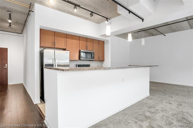 Building Photo - 3670 Woodward Ave