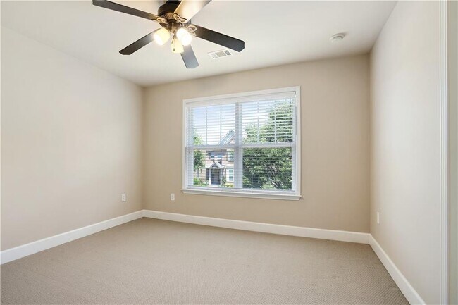 Building Photo - 2574 Dogwood Pond Rd