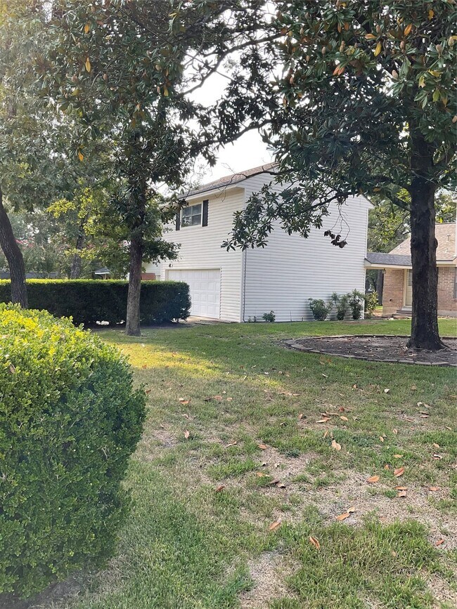 Building Photo - 3113 Wilson Rd