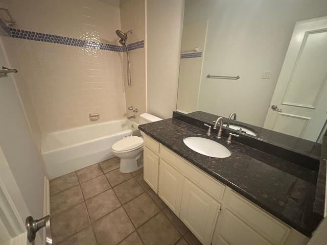 Building Photo - 4319 Briargrove Ln