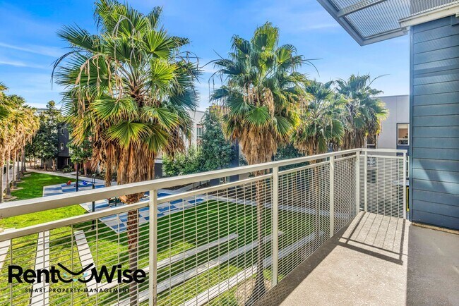 Building Photo - 390 Riesling Ave