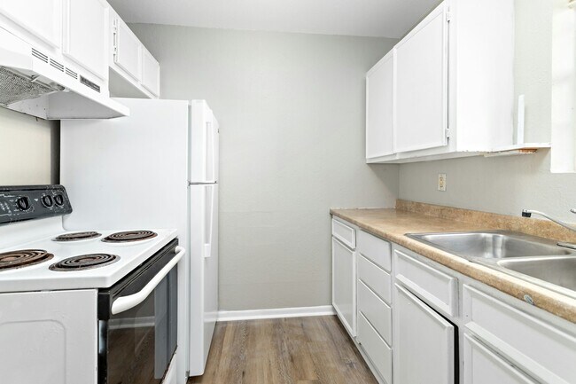 Building Photo - 1176 Oregon Ave