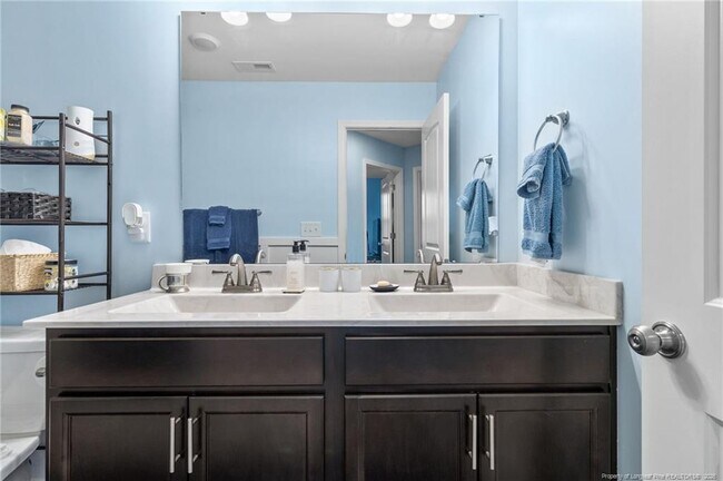 Building Photo - 50 Basswood Ct