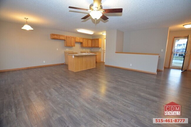 Building Photo - Open Layout Waukee Ranch