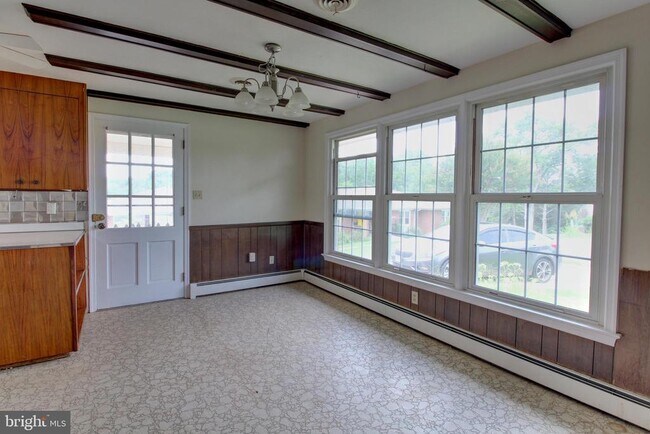 Building Photo - 113 Thornton Ct