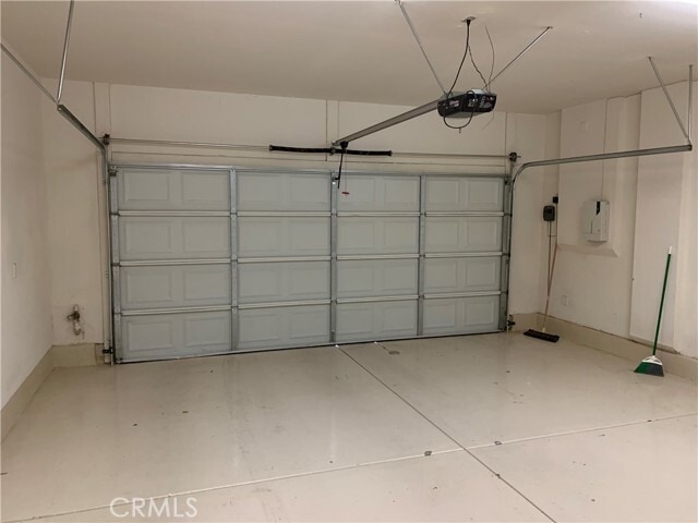 Building Photo - 241 Carner Ln