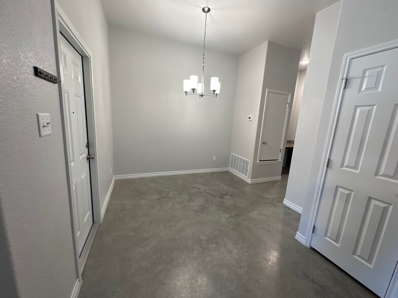 Building Photo - 1239 Liberation Ln