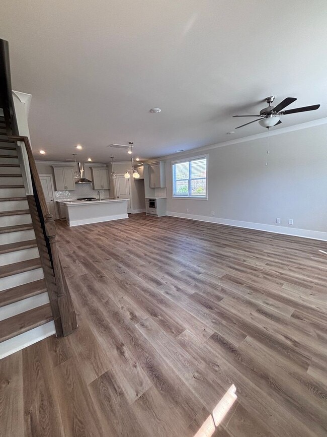 Building Photo - Brand new three-bedroom, 2.5-bath townhome **** Move in Special One months free Rent****