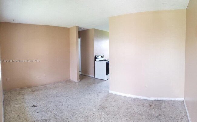 Building Photo - 3210 NW 22nd Ave