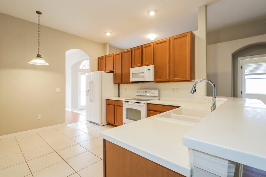 Building Photo - 14633 Deacon Ct