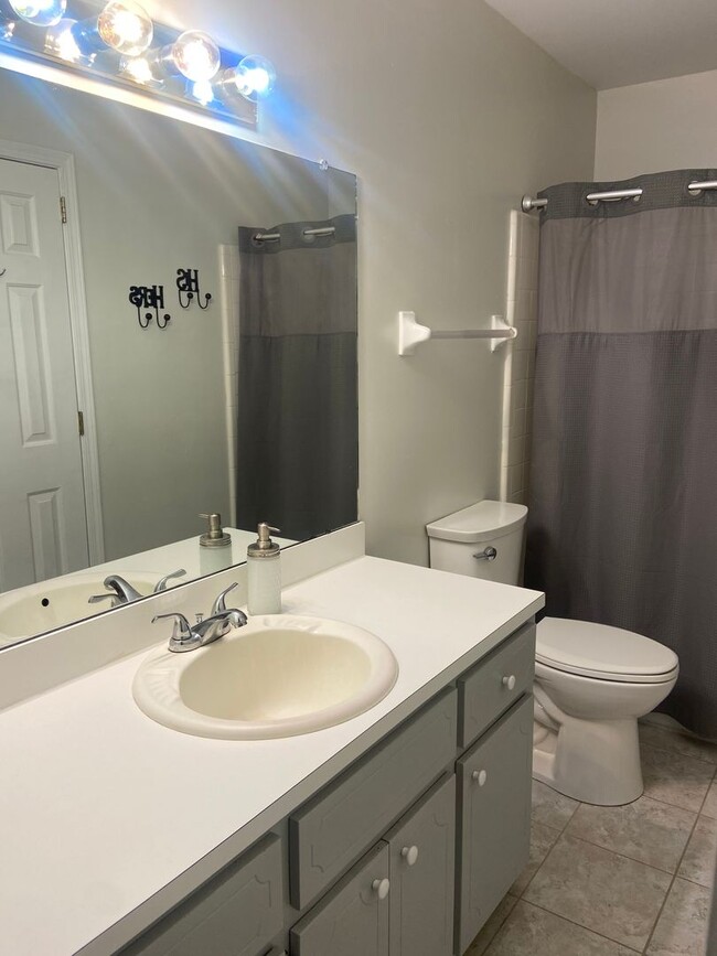 Building Photo - Coming Soon in Grayson Valley!