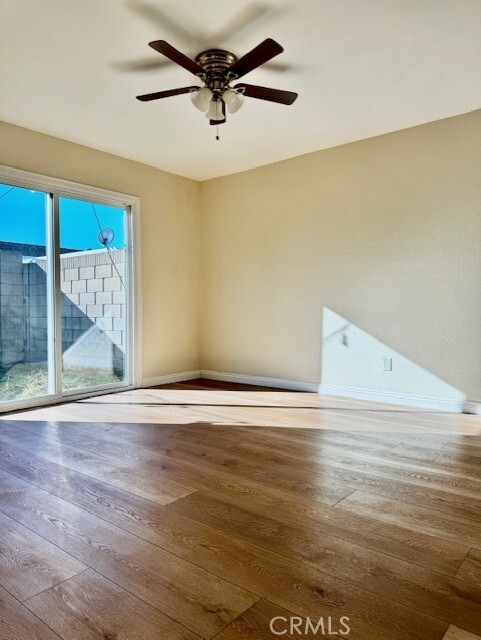 Building Photo - 11872 Goodale Ave