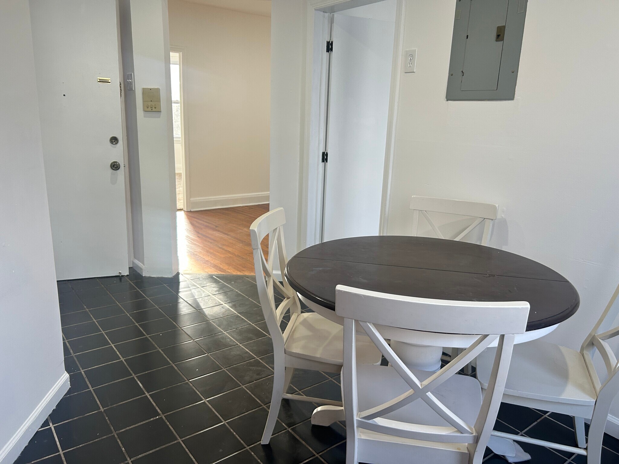 Building Photo - 318 71st St