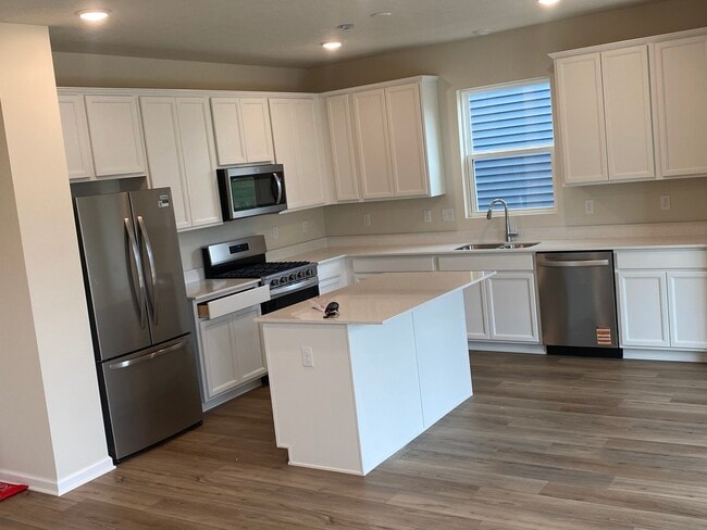 Building Photo - 3872 Riverstone Dr