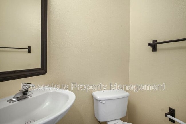 Building Photo - 2541 Garnet Peak Rd